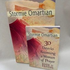 30 day SET IMG 3037 rotated e1610748131910 **2 Piece Gift Set** 30 Days to Becoming a Woman of Prayer