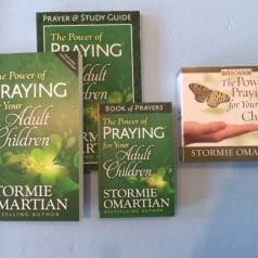 AC 4 piece IMG 7743 e1583262036798 **4 Piece Gift Set** The Power of Praying for Your Adult Children